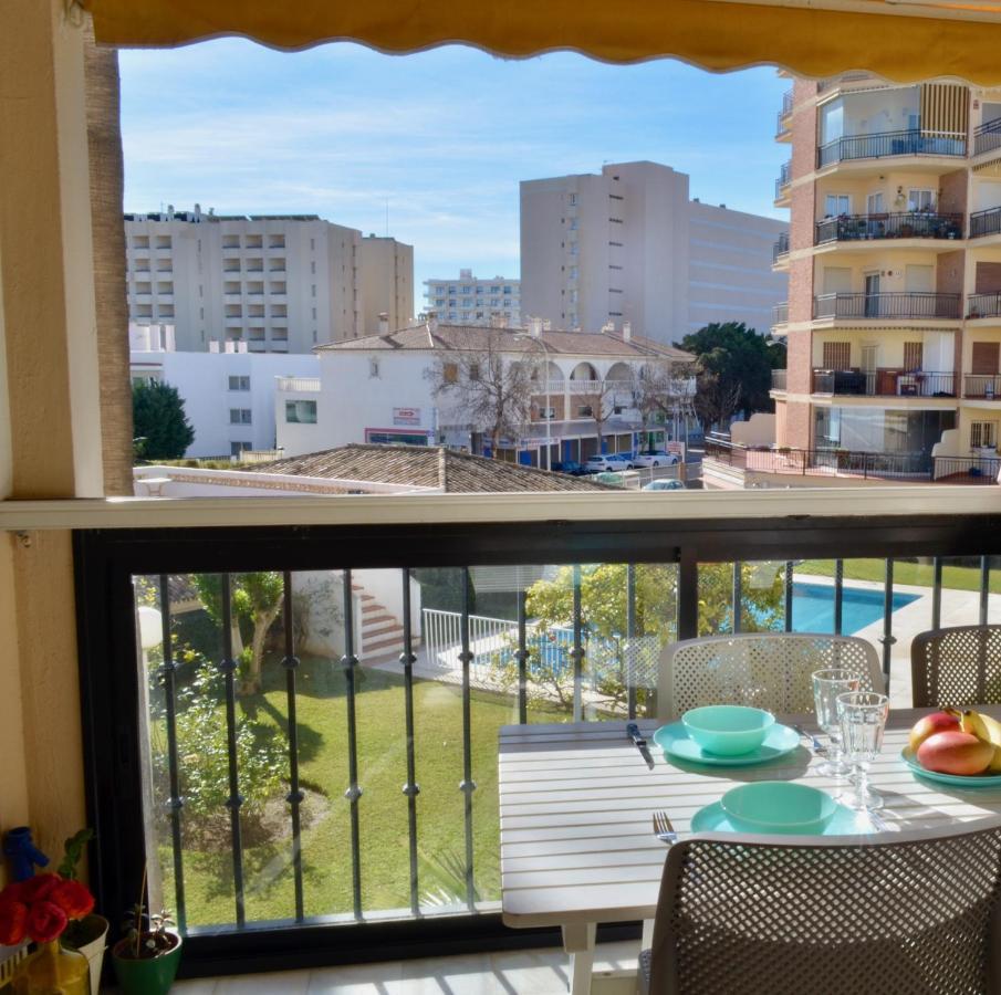 Carihuela Un Dormitorio Junto Al Mar Apartment Torremolinos Bagian luar foto