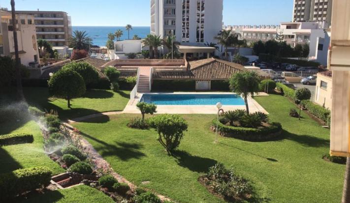 Carihuela Un Dormitorio Junto Al Mar Apartment Torremolinos Bagian luar foto