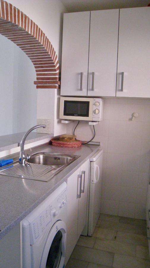 Carihuela Un Dormitorio Junto Al Mar Apartment Torremolinos Bagian luar foto
