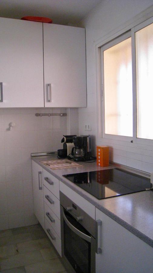 Carihuela Un Dormitorio Junto Al Mar Apartment Torremolinos Bagian luar foto